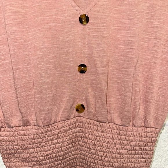 Women's Almost Famous light Pink Blouse Size L buttons - Picture 6 of 6